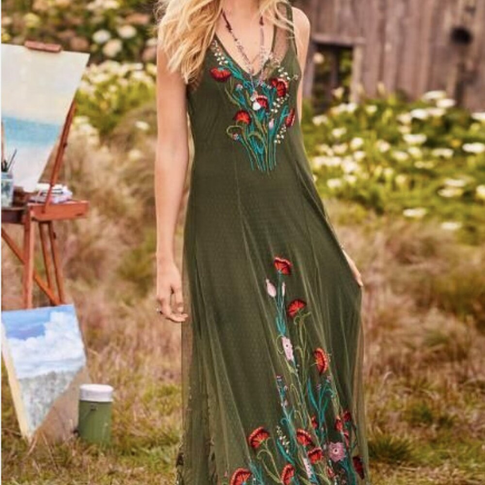 ISO Sundance Long Green Dress with Floral Embroidery L/XL